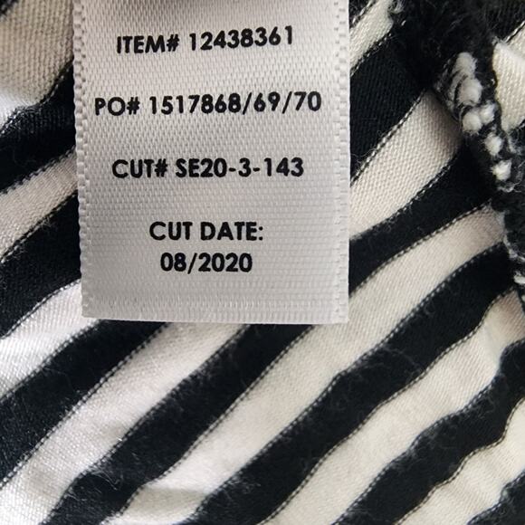 Torrid Womens Super Soft Knits Tee Size 2X Black Striped Short Sleeve Stretch - Picture 10 of 10